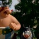 Heróis disputam javali em cena de “Asterix e o Domínio dos Deuses”