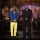 Bad Bunny e Pedro Pascal sobem ao palco do “Saturday Night Live”, no Universal +