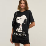 Renner comemora 75 anos da Peanuts com uma coleção especial de Snoopy e seus amigos