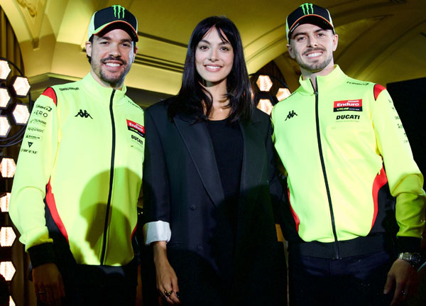 Atriz Desirée Pöpper apresenta lançamento da temporada 2026 da MotoGP na Itália