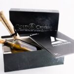 Assassin's Creed Black Flag Resynced e Unsolved Hunts anunciam a caça ao tesouro Gold & Crystal